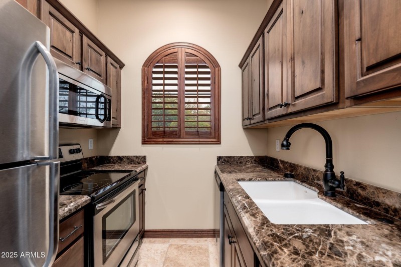 12980 E Cochise Rd - 45