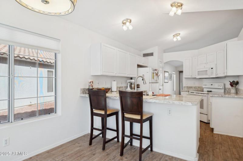 12-web-or-mls-1211-n-jackson-st