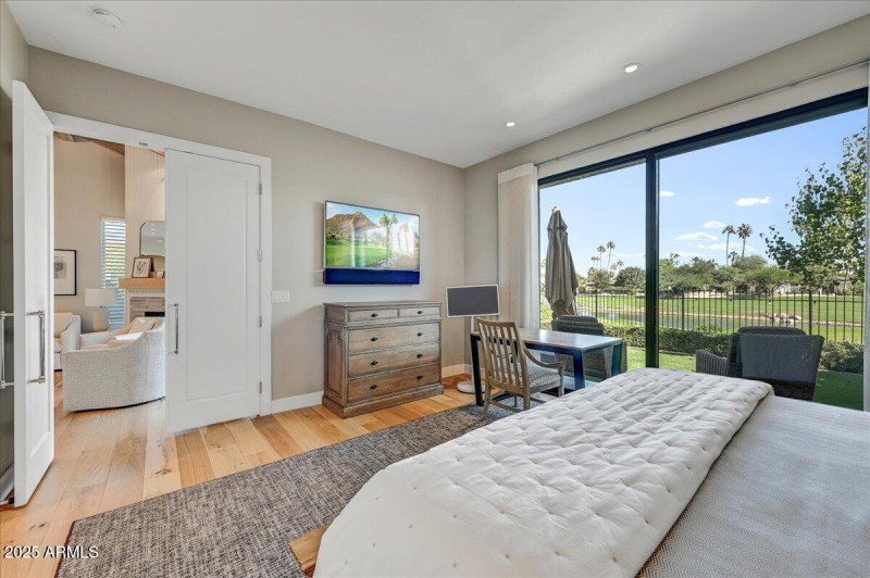 Main Level Primary Views