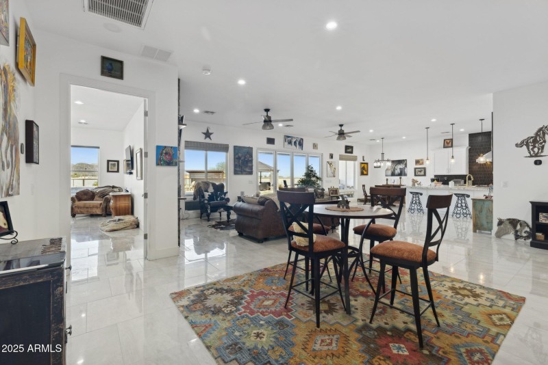 14-web-or-mls-6786-w-palomino-wy