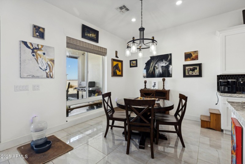 24-web-or-mls-6786-w-palomino-wy