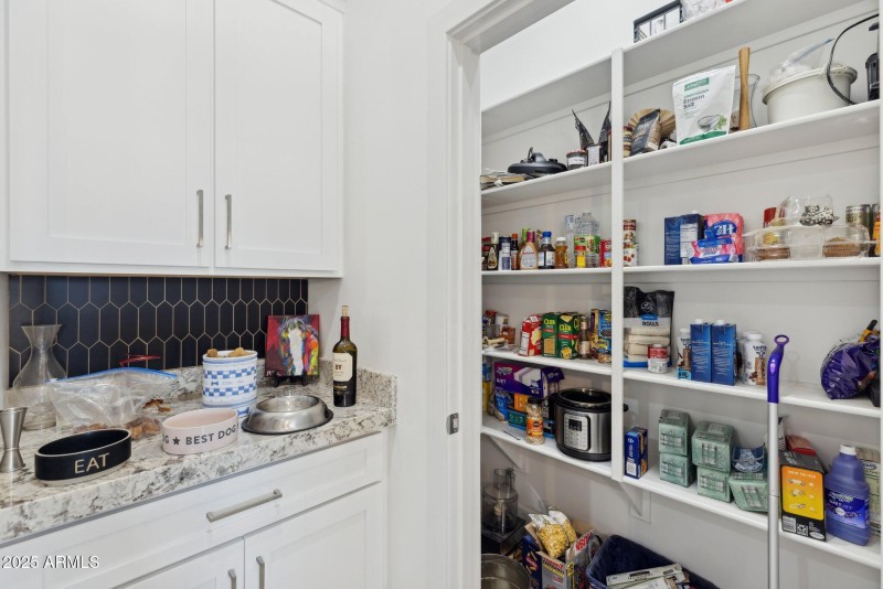 36-web-or-mls-6786-w-palomino-wy