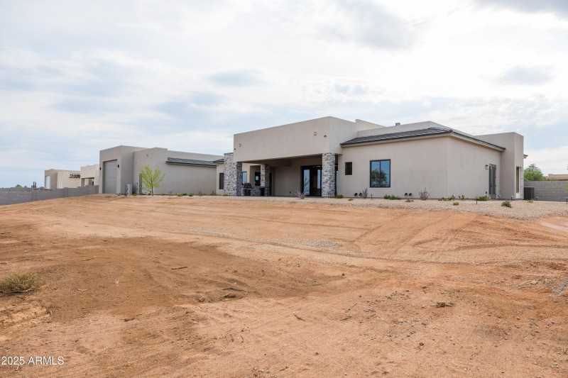 Customizable Backyard