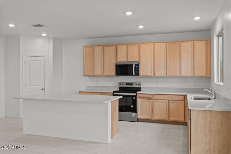 KBPHX_MIR_EntradaDelOro-Lot33_7143-1200