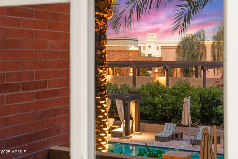 Enclave Unit 2008 Twilight-13