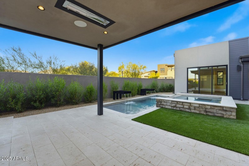 18576 N 92nd Pl-64 (1)