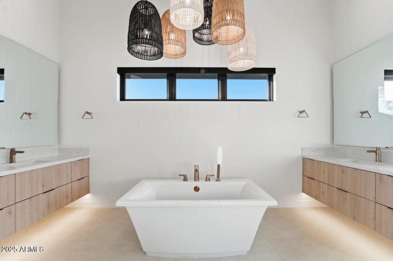 18576 N 92nd Pl-31 (2)