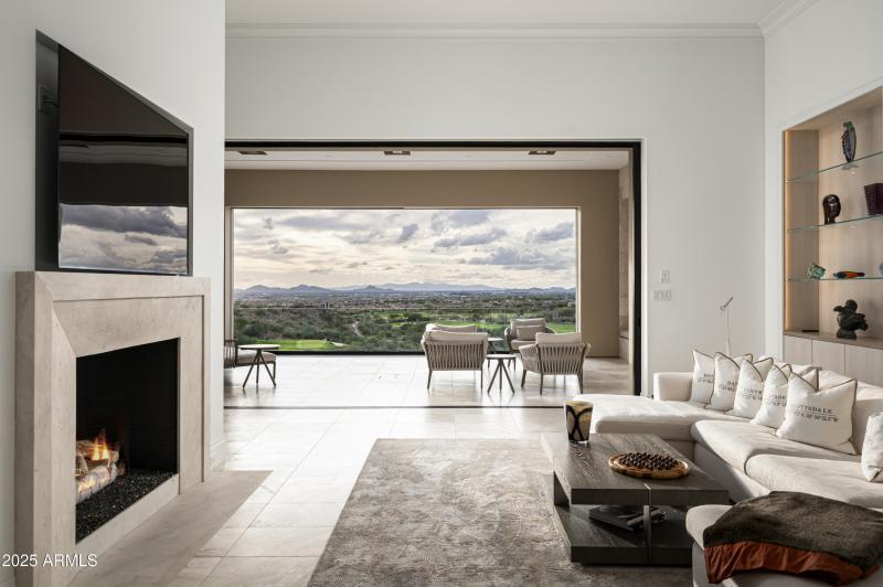 Family Room w/Dual-sided Fireplace