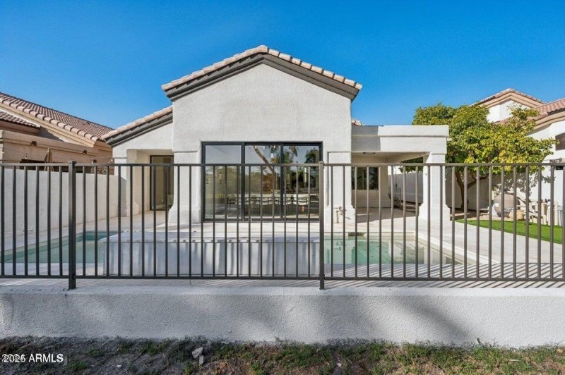 20241116224853726834000000-o