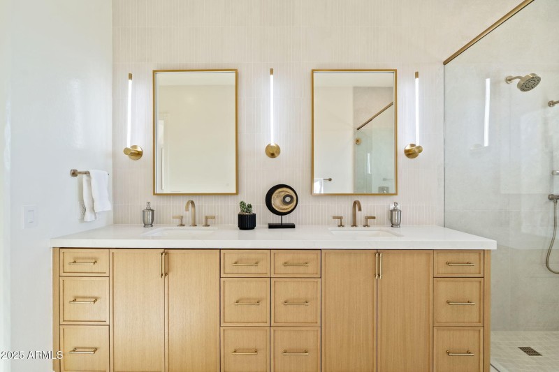 94-web-or-mls-DSC_5042