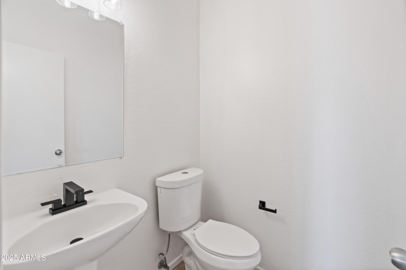 35903 W Velazquez Dr-10