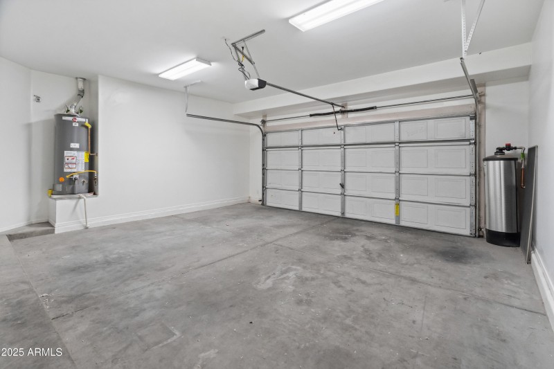 35903 W Velazquez Dr-12