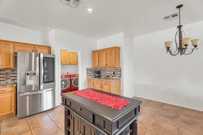 14-web-or-mls-21279 E Twin Acres Dr -14