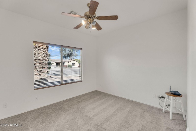 31-web-or-mls-21279 E Twin Acres Dr -31