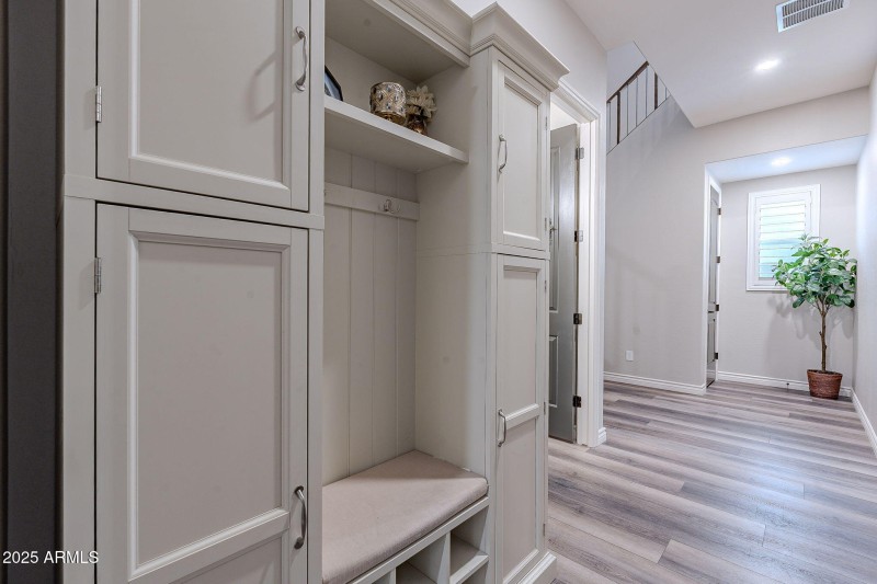 40-web-or-mls-Reins-40