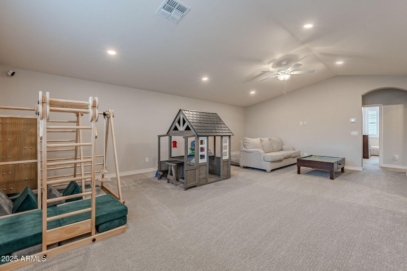 44-web-or-mls-Reins-44