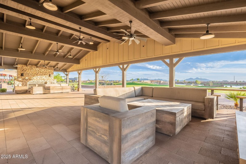 122-web-or-mls-Reins-community-11