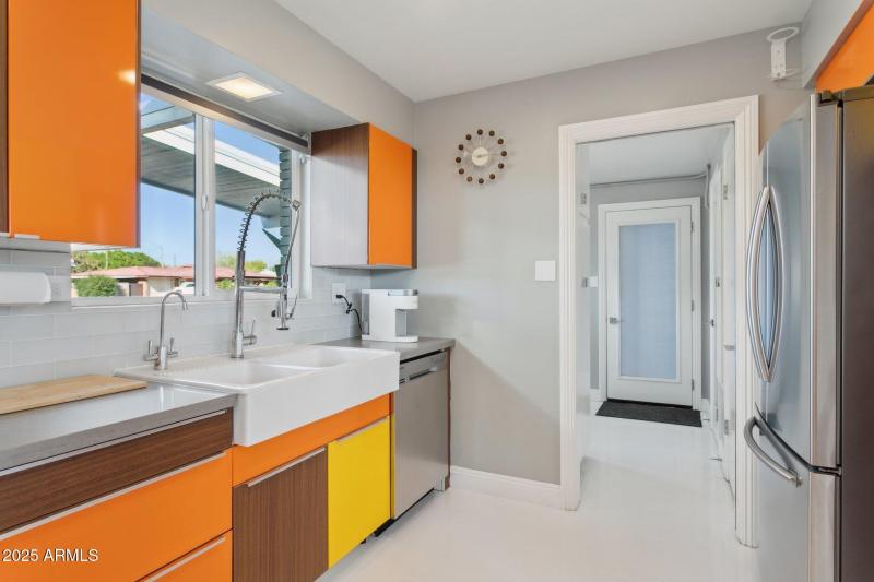 View towards laundry room and garage