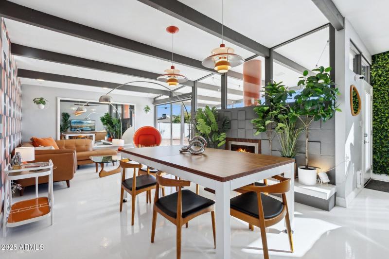 Perfect mix of vintage + modern appeal