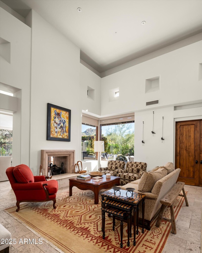 06-10072 E Blue Sky Dr-6