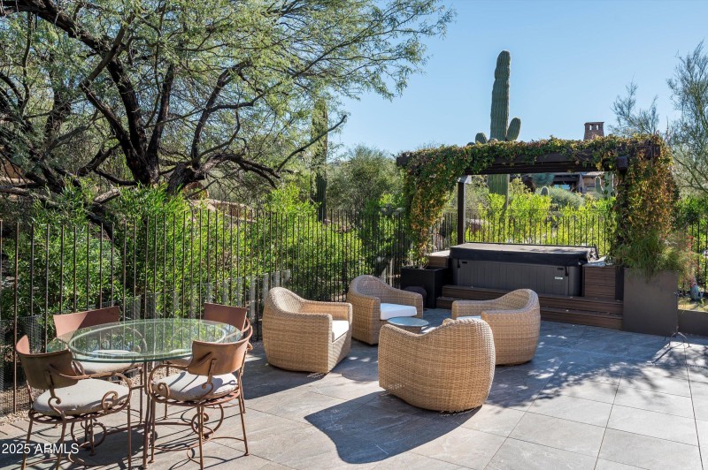 36-10072 E Blue Sky Dr-36