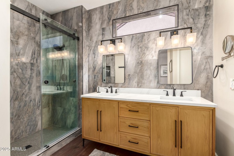 Owner's Suite Bathroom