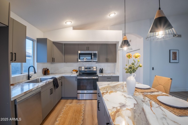 Catclaw Listing Pics 7