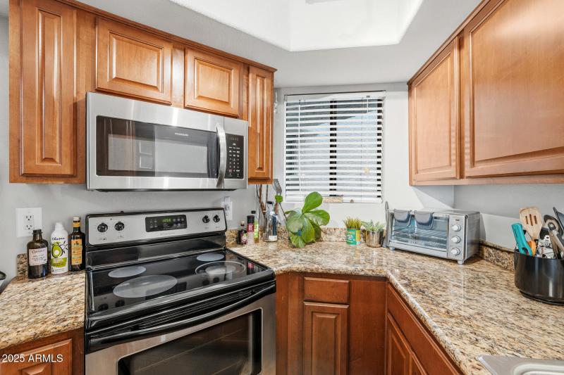 009___835 N Granite Reef Rd unit 12