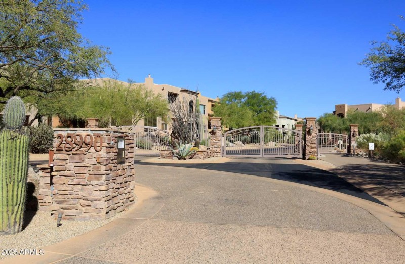 Stonedge-Gated Entrance