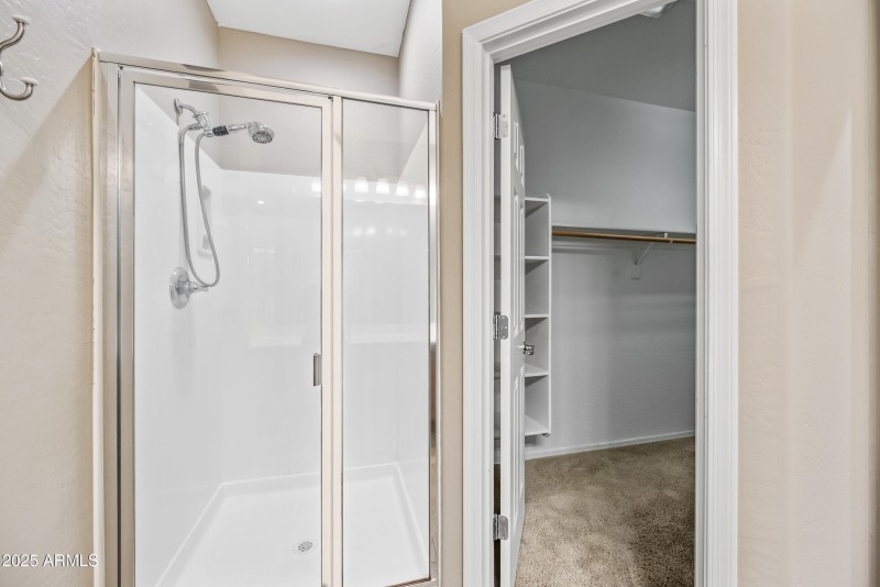 19-15240N142A1034-ocupix-M