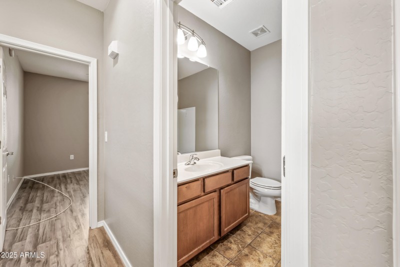 27-15240N142A1034-ocupix-M