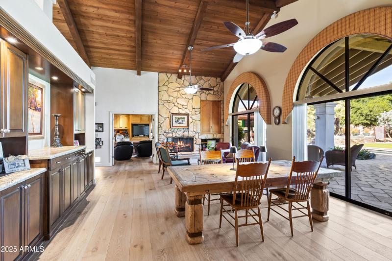 FAMILY RM W/ STONE WALL FIREPLACE