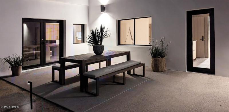 OUTSIDE DINING TABLE SW PATIO