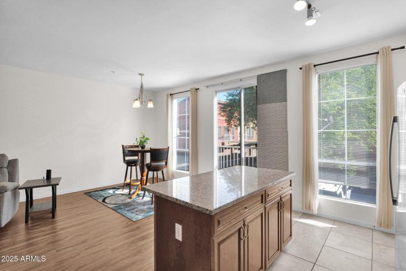 24-web-or-mls-P1046650