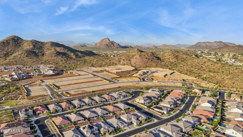 5-web-or-mls-6794-w-spur-dr