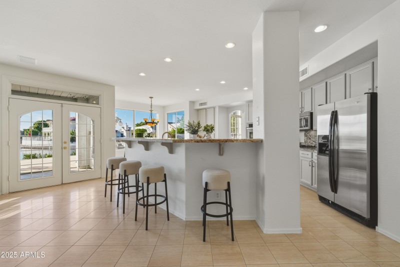 20652_N_53RD_AVE_1st_009