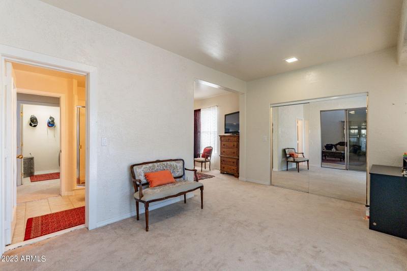 Expanded downstairs guest quarters