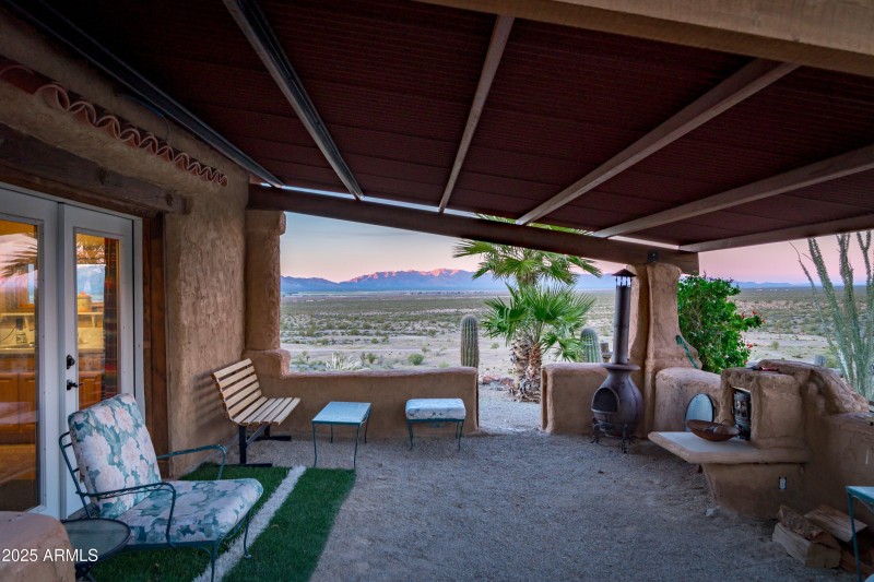 40-Casita Covered Porch View