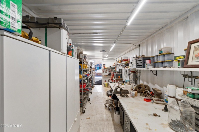 58-Workshop Container Storage