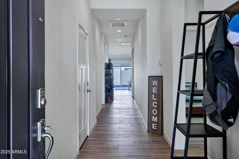 10104 E Nichols Ave-6