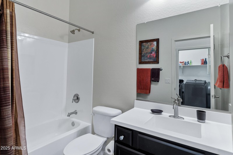 10104 E Nichols Ave-23