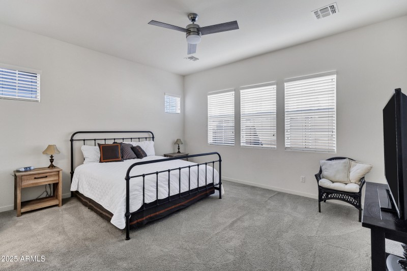 10104 E Nichols Ave-27