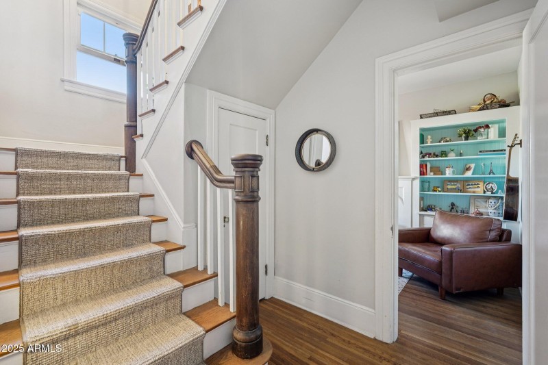 17-web-or-mls-W Lynwood St-S1412-017