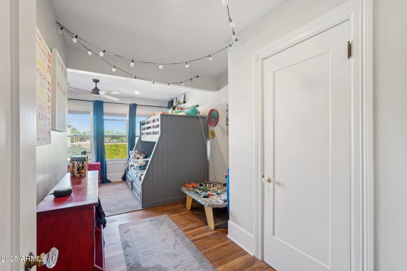 27-web-or-mls-W Lynwood St-S1412-027