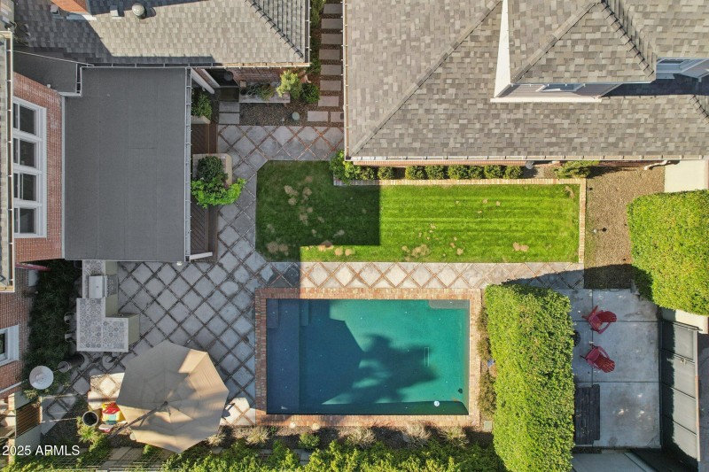 75-web-or-mls-W Lynwood St-S1412-075