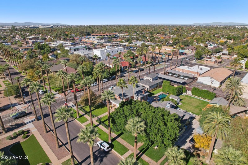 83-web-or-mls-W Lynwood St-S1412-083