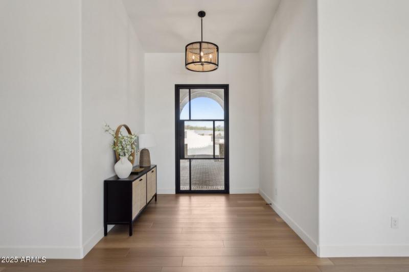 7-web-or-mls-13637-e-eclipse-dr