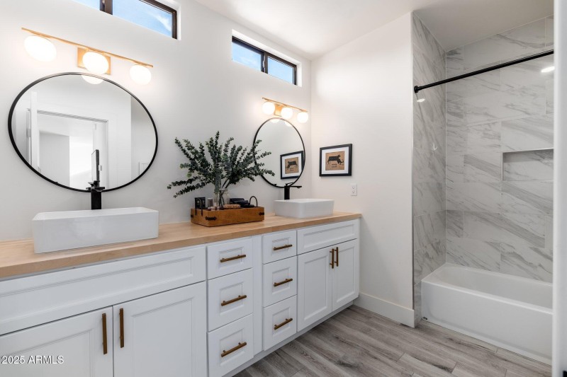 5010 E Nisbet Rd - 36