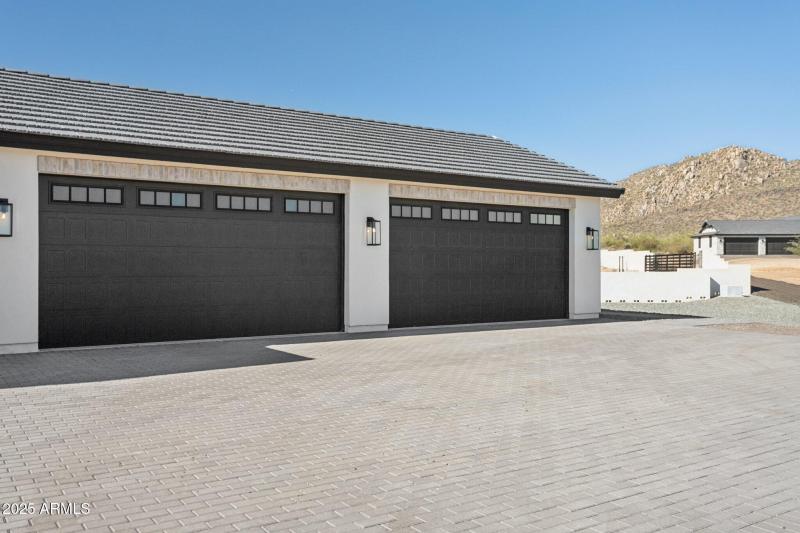 40-web-or-mls-13637-e-eclipse-dr