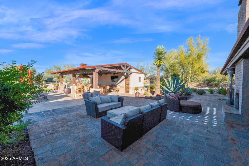 Backyard Entertaining Space